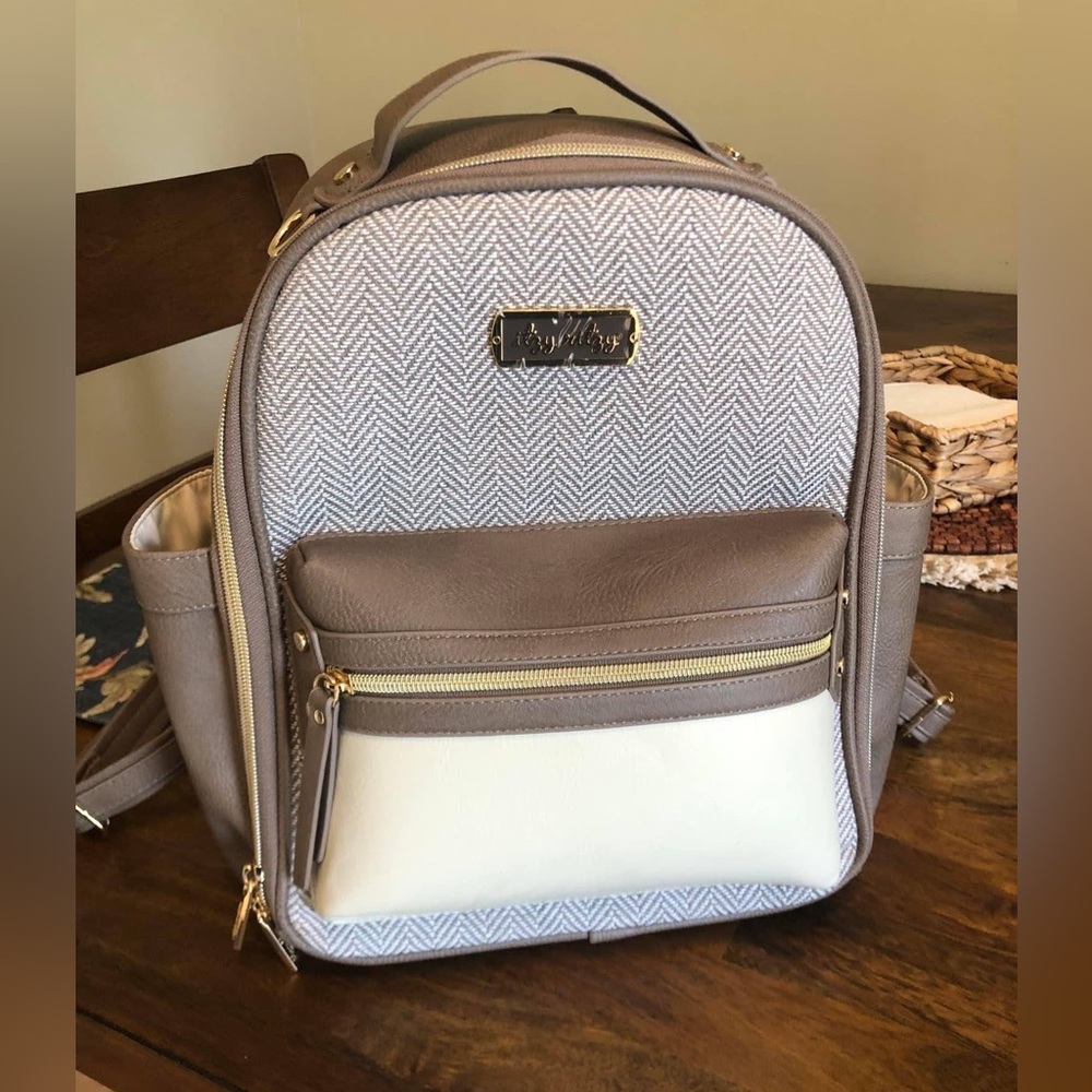 Itzy Ritzy Diaper Bag Mini NWOT